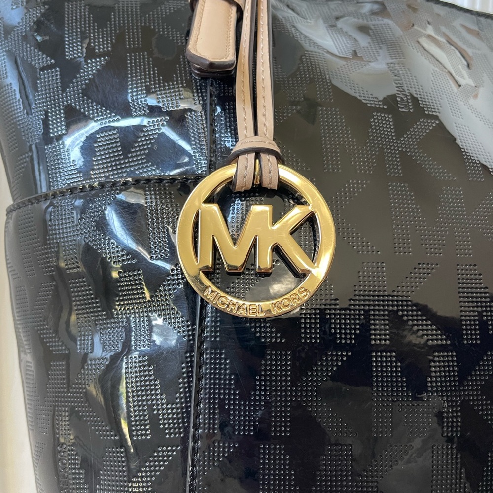 Michael Kors shoulder bag EUC - Picture 2 of 10